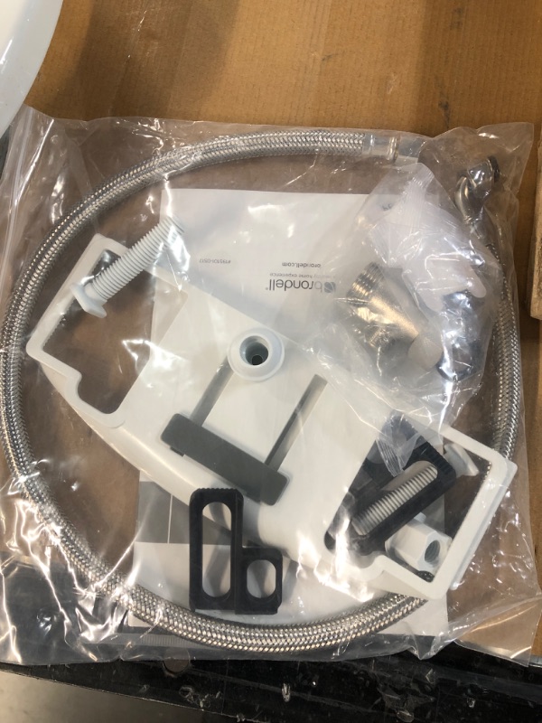 Photo 1 of *GENTLY USED* Brondell Swash Non-Electric Seat, Fits Round Toilets, White – Dual Nozzle System, Ambient Water Temperature – High Quality Bidet with Easy Installation S101 Round