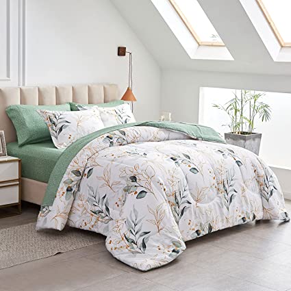 Photo 1 of [Like New] Joyreap 7 Piece Bed in a Bag Queen, Green Leaves Printed on White 
