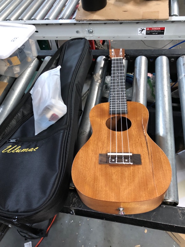 Photo 2 of **DAMAGED**
Ulumac Ukulele Soprano 21 Inch Professional Mahogany Solid Top Ukulele  