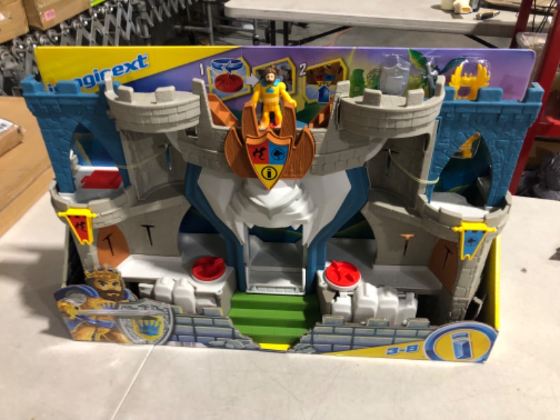 Photo 2 of Fisher-Price Imaginext The Lion's Kingdom Castle Medieval