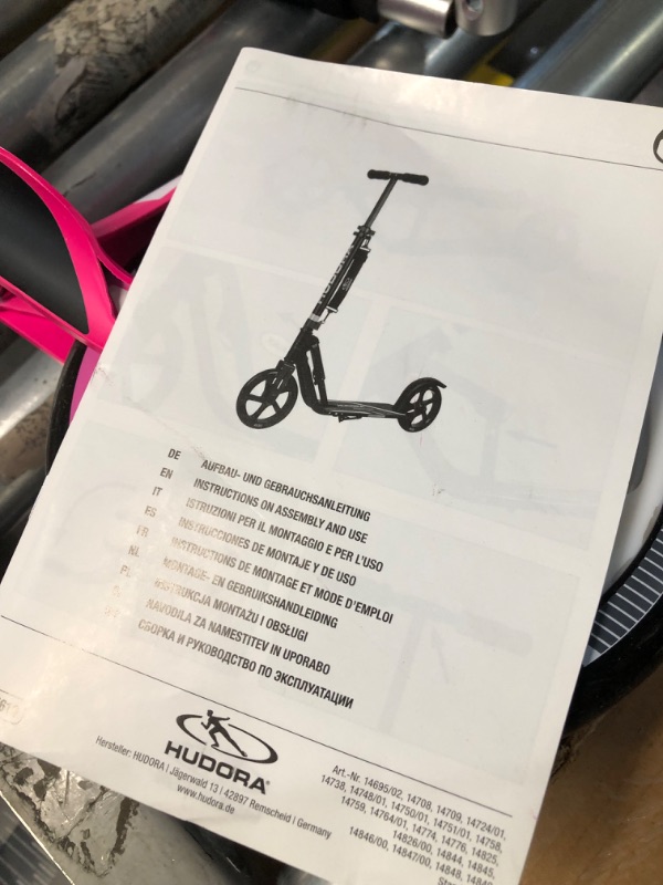 Photo 4 of HUDORA Big Wheel Scooter 205 - Tret-Roller White/Pink