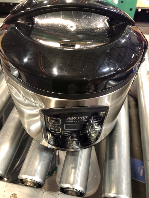 Photo 2 of **DENTED **Aroma Housewares ARC-954SBD Rice Cooker, 4-Cup Uncooked 2.5 Quart, Professional Version