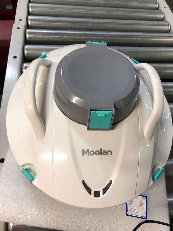 Photo 3 of **SEE NOTES**
Moolan Cordless Pool Vacuum Cleaner, 1200 Sq Ft 15x13.4x7.48 White and Grey