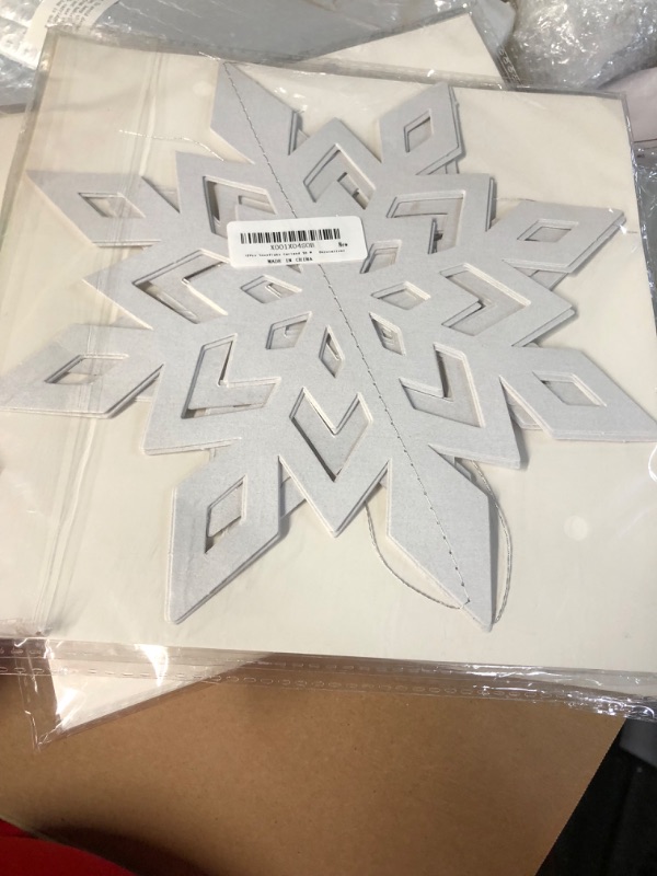 Photo 2 of 3D White Snowflake Garland Winter Wonderland Hanging Snowflake Decorations 