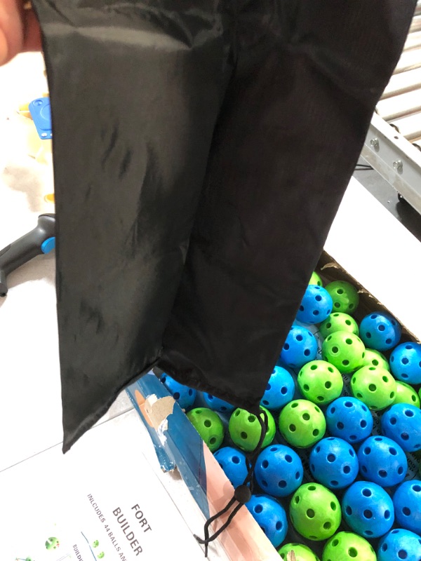 Photo 3 of PLAYVIBE 130 PCS Kids Fort Building Kit - Fort Builder | Fort Kit | Crazy Kids Fort Building Set | Build A Fort | Air Fort | Indoor / Outdoor Kids Toys New Style 2022