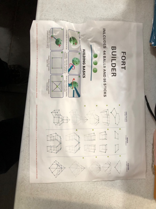 Photo 2 of PLAYVIBE 130 PCS Kids Fort Building Kit - Fort Builder | Fort Kit | Crazy Kids Fort Building Set | Build A Fort | Air Fort | Indoor / Outdoor Kids Toys New Style 2022