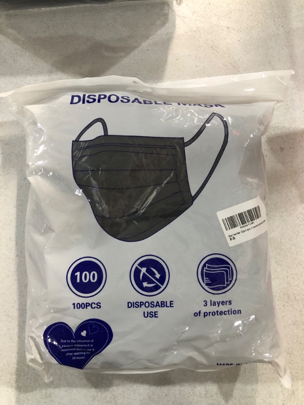 Photo 3 of 100 PC Disposable Face Masks Black