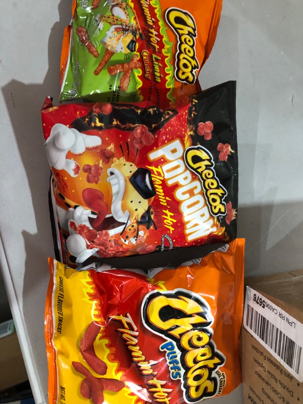 Photo 2 of **SEE NOTES**
Cheetos Flamin' Hot Mix Variety Pack, (40 Count)