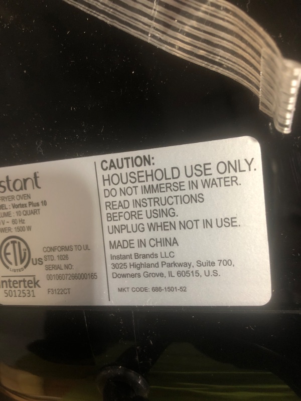 Photo 4 of * item incomplete * missing pieces * damaged door 
Instant Vortex Plus Air Fryer Oven 7 in 1 with Rotisserie, with 6-Piece Pyrex Littles Cookware