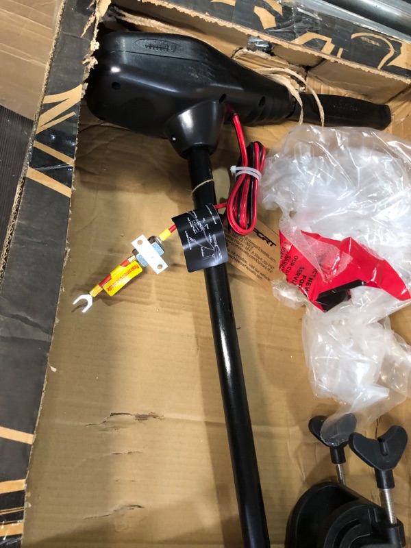 Photo 3 of (PARTS ONLY/BROKEN) Newport Vessels NV-Series 36lb Thrust Saltwater Transom Mounted Trolling Electric Trolling Motor w/LED Battery Indicator & 30" Shaft