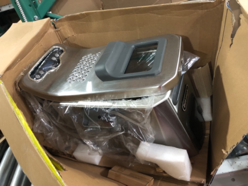 Photo 2 of **PARTS ONLY, NON-FUNCTIONAL** De'Longhi Livenza Dual Zone Easy Clean Deep Fryer, 18 x 11 x 12.5 inches, Silver
