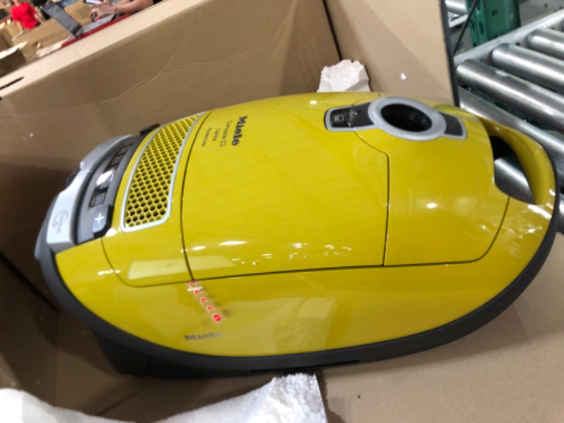 Photo 2 of Miele 41GFE036USA Complete C3 Calima Canister Vacuum, Canary Yellow