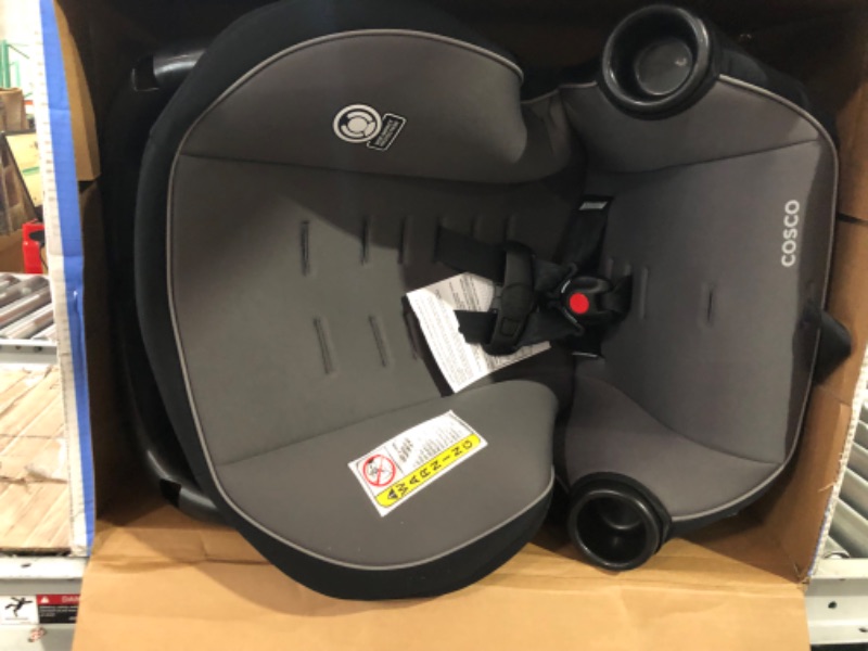 Photo 6 of Cosco Onlook 2-in-1 Convertible Car Seat