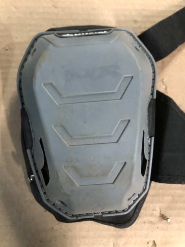 Photo 5 of [Lightly Used] Husky Gel Soft Cap Knee Pad