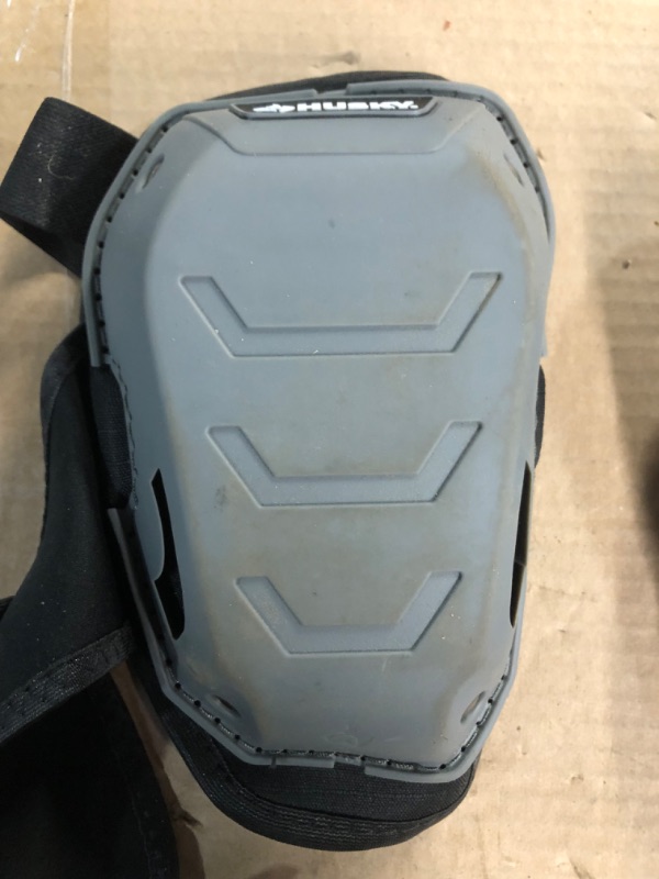 Photo 4 of [Lightly Used] Husky Gel Soft Cap Knee Pad