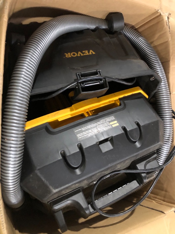 Photo 2 of **SEE NOTES**
VEVOR Wet Dry Vac, 4 Gallon, 5 Peak HP, 3 in 1 Shop Vacuum with Blowing Function Portable Attachments to Clean Floor, Upholstery, Gap, Car, ETL Listed, Black/Yellow