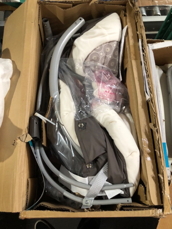 Photo 2 of Graco Simple Sway Abbington Baby Swing