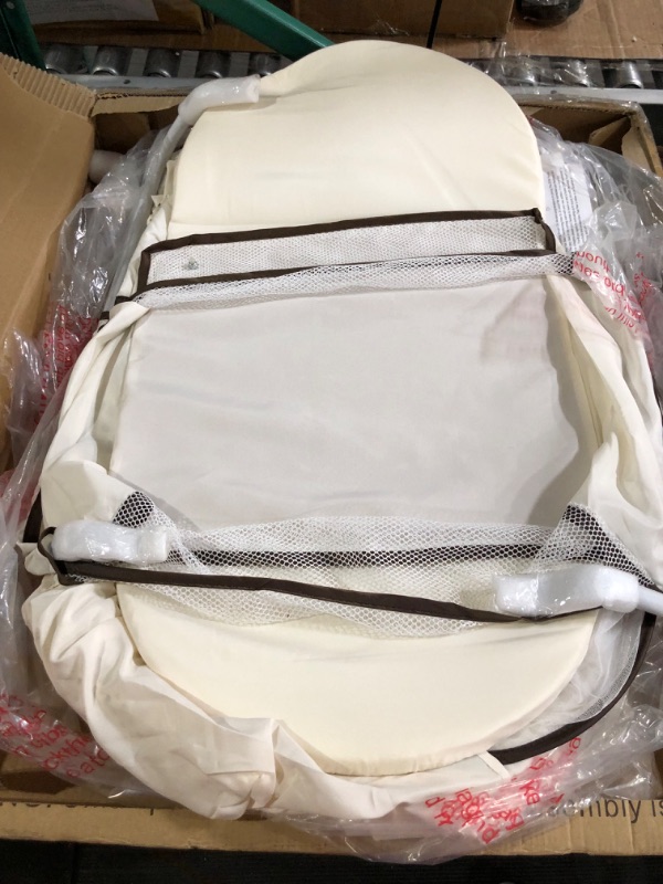 Photo 2 of Dream On Me Lacy Portable 2-in-1 Bassinet 