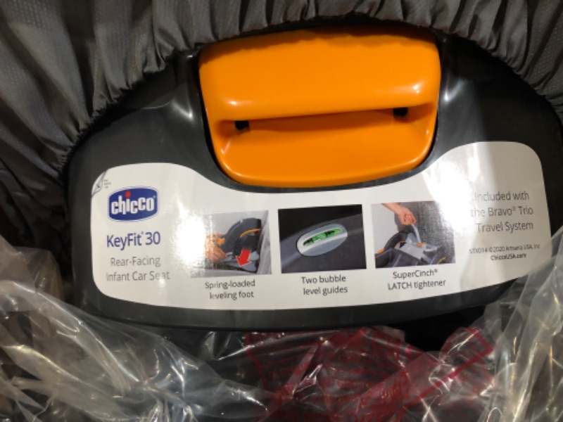 Photo 1 of Chicco Bravo 3-in-1 Quick Fold Travel System - Camden