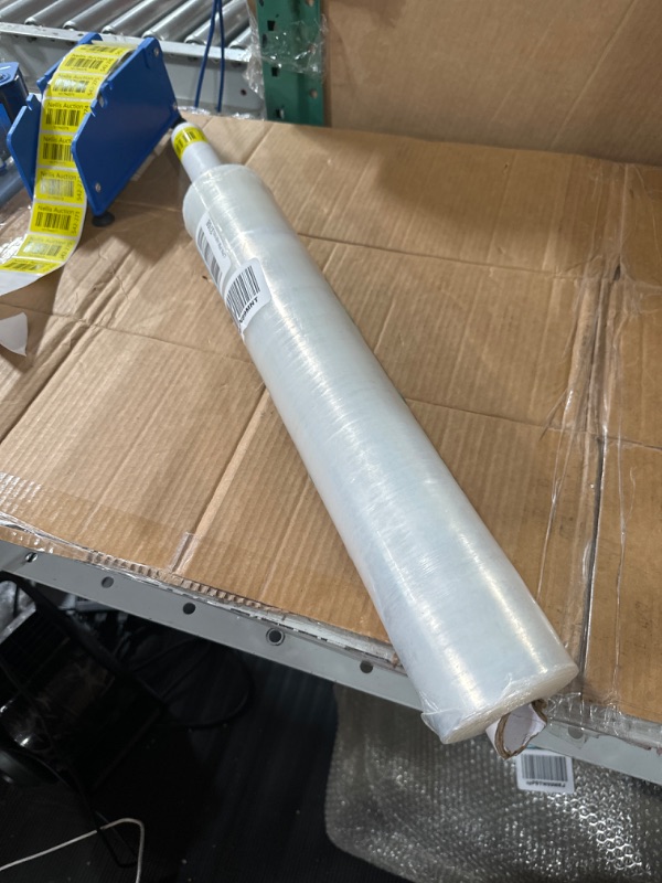 Photo 2 of Duck Brand Stretch Wrap With Handle, 20 Inch x 1000 Feet, Clear, Single Roll 20"