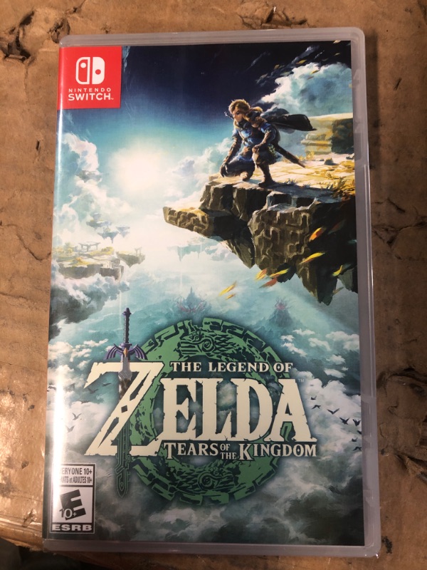 Photo 3 of **ONLY HAS THE GAME**
The Legend of Zelda: Tears of the Kingdom (Collector's Edition) - For Nintendo Switch