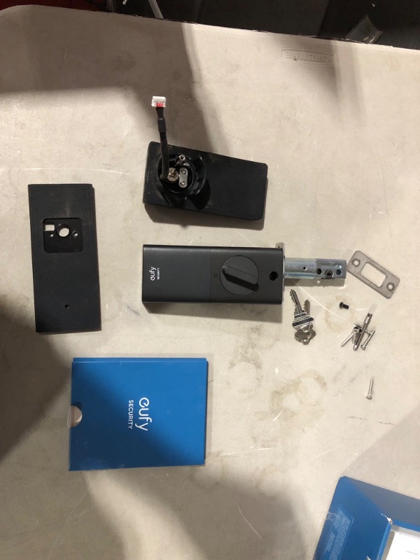 Photo 4 of ***MISSING PARTS - SEE NOTES***
eufy Security S330 Video Smart Lock, 3-in-1