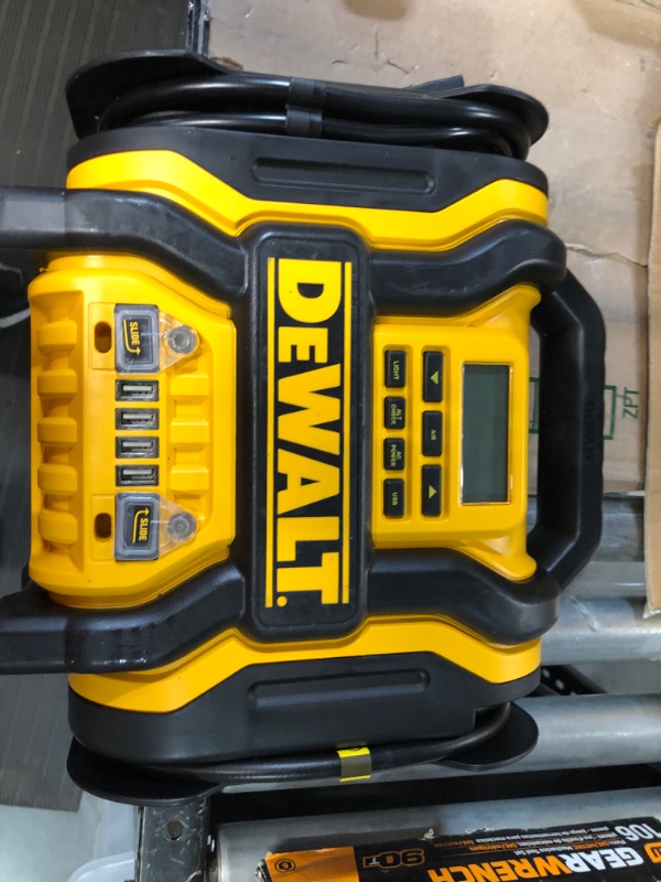 Photo 3 of DEWALT DXAEPS14 1600 Peak Battery Amp 12V Automotive Jump Starter/Power Station with 500 Watt