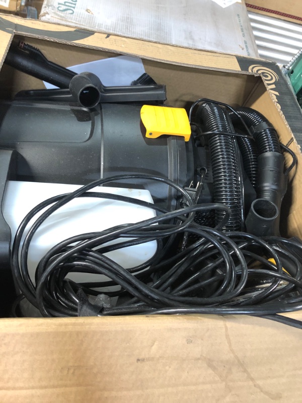 Photo 3 of **FOR PARTS OR REPAIR**SEE NOTES**
Vacmaster VK609PFR 0201 6 Gallon 5.5 Peak HP 3-in-1 Wet/Dry/Upholstery Shampoo Vacuum Cleaner with Dust Bag 3 Pack