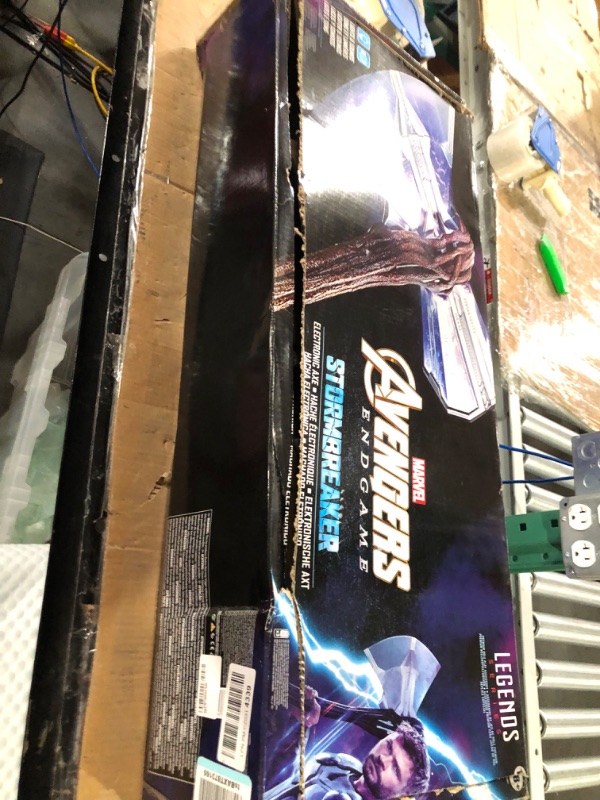 Photo 5 of Avengers Marvel Endgame Marvel Legends Stormbreaker Electronic Axe