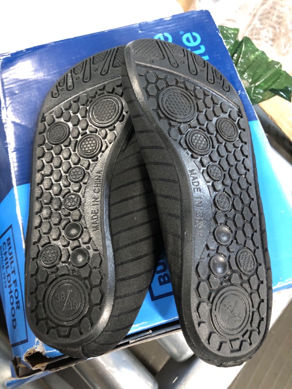 Photo 3 of *USED* Metog Water Shoes, Quick Dry, Size: 38/39