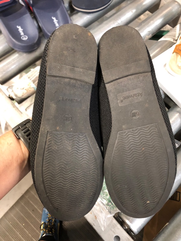 Photo 1 of *USED* Ataiwee Women's Flats Shoes, Black, Size: 6.5W