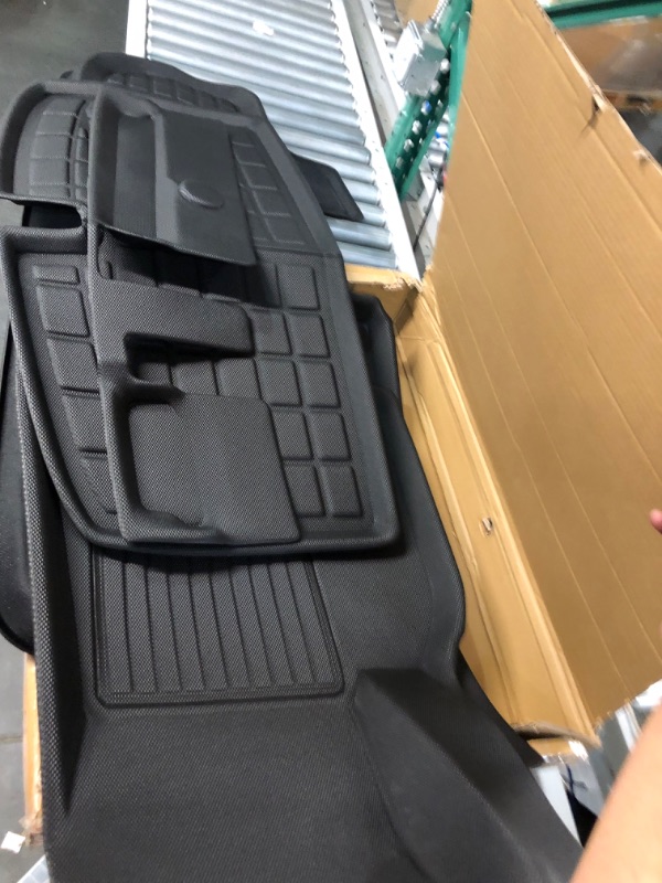 Photo 2 of CreeKT for Tesla Model 3 Floor Mats 2023 2022 2021