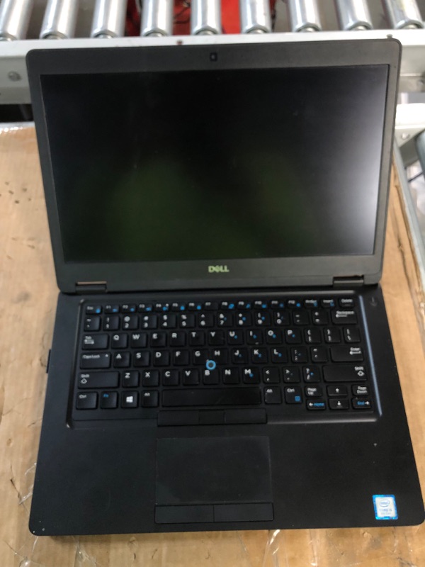 Photo 5 of Dell Latitude 5490 / Intel 1.7 GHz Core i5-8350U Quad Core CPU / 16GB RAM / Black
