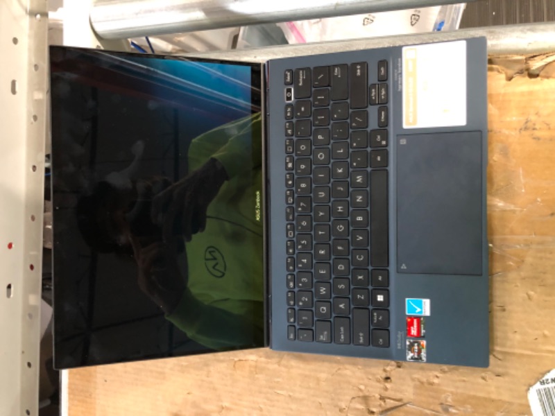 Photo 3 of ASUS Zenbook S 13 OLED 13.3” 2.8K OLED Touch Display, AMD Ryzen 7 6800U CPU, Navy