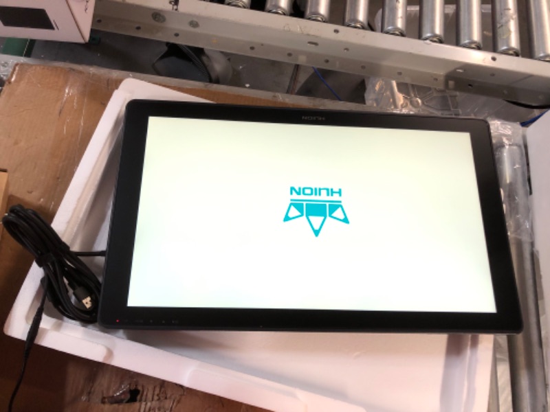 Photo 1 of HUION Kamvas 22 Plus QLED Drawing Tablet with Full-Laminated Screen USB-C Connection 

