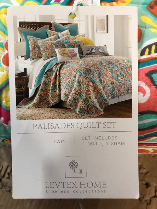Photo 5 of [New] Levtex Home Palisades Twin Quilt Set, Paisley, Reversible, 100% Cotton, Teal