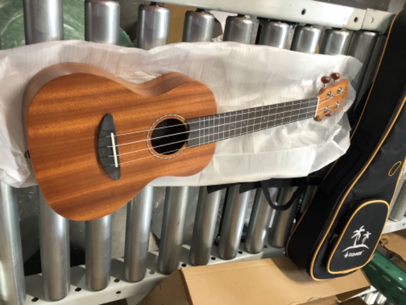 Photo 3 of [USED] Donner Concert Ukulele Mahogany 23 Inch 