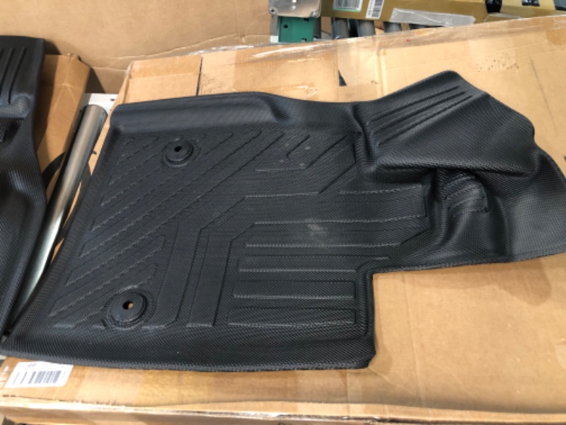 Photo 2 of [USED] Mixsuper 1st Row Floor Mats Compatible with 2020-2023 Chevrolet Corvette C8