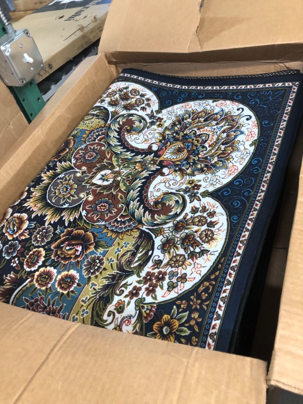Photo 1 of *IN GREAT CONDITION - LOOKS NEW* Persian Area Rug 6'x9' 