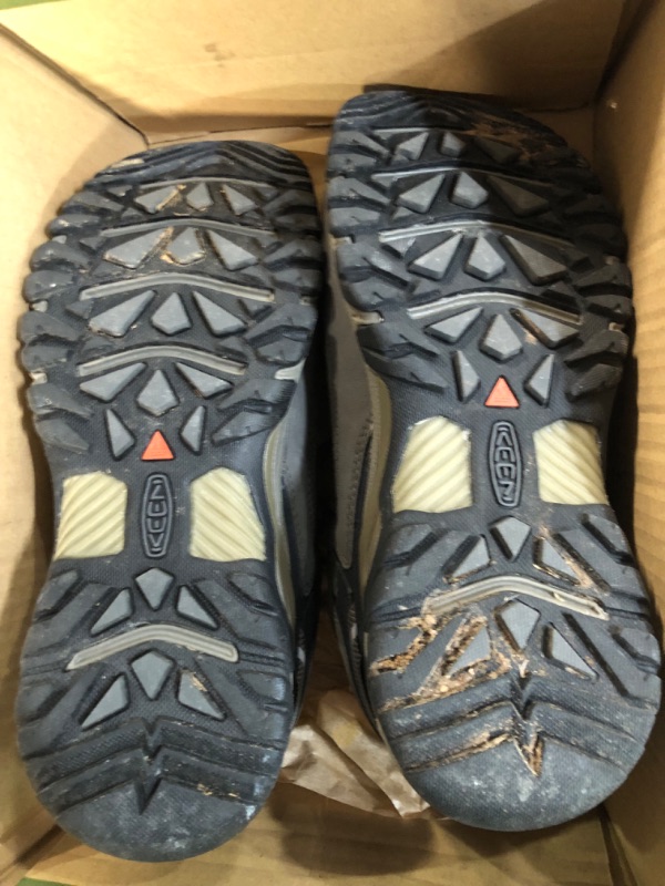 Photo 3 of KEEN Men's-Targhee 3 Low Height Waterproof Hiking Shoes, Steel Bungee Cord/Black 8.5