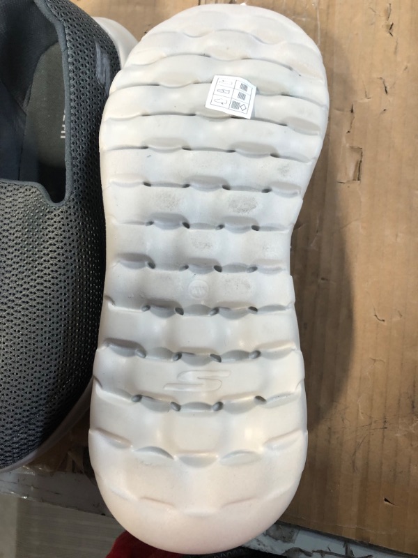 Photo 1 of Skechers Men's Go Max-Athletic Air Mesh Slip on Walking Shoe size 11