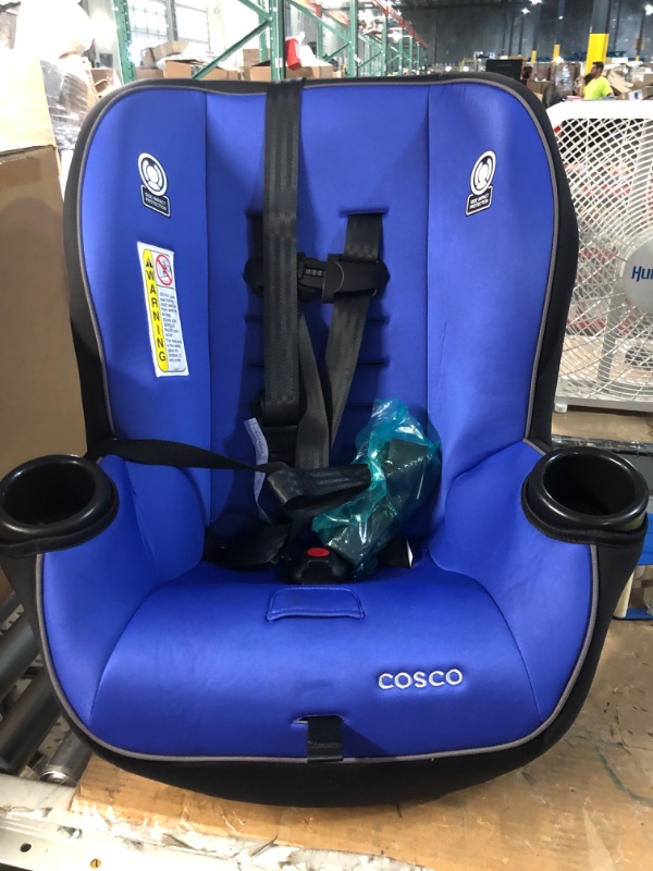 Photo 2 of Cosco Onlook 2-in-1 Convertible Car Seat, Rear-Facing 5-40 pounds and Forward-Facing 22-40 pounds and up to 43 inches, Vibrant Blue