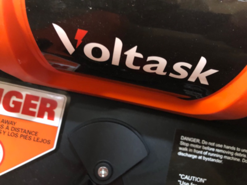 Photo 4 of [USED] VOLTASK Cordless Snow Shovel, 20V | 12-Inch | 4-Ah Cordless Snow Blower