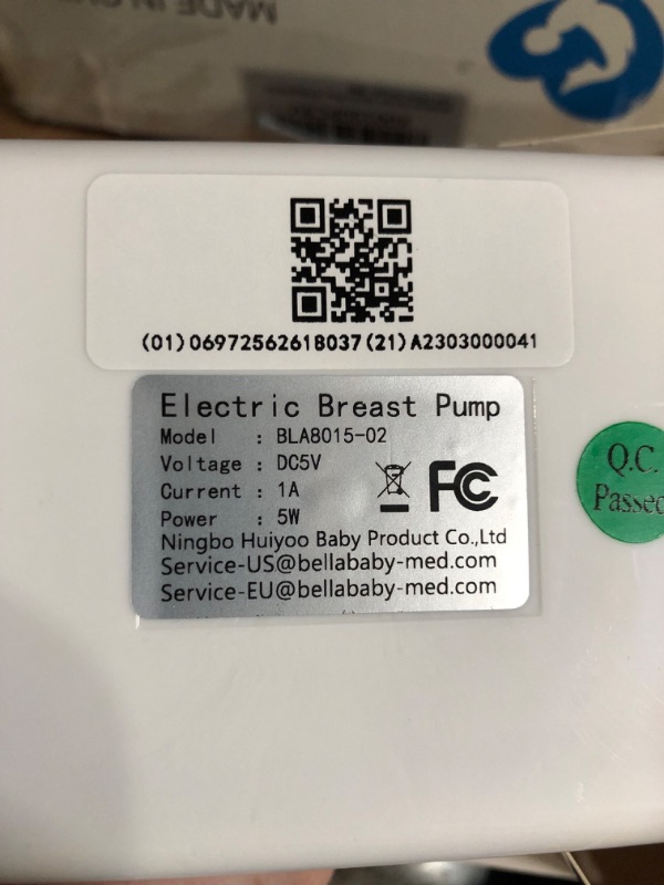 Photo 4 of Bellababy Breast Pump and Wipe Wamer in Bundle