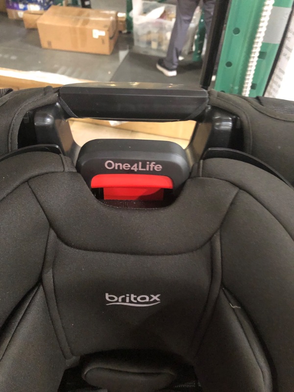 Photo 3 of Britax One4Life ClickTight All-in-One Car Seat, Eclipse Black