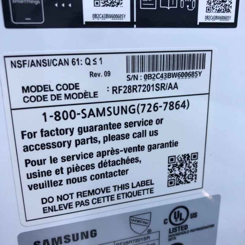 Photo 9 of 27 cu. ft. Large Capacity 3-Door French Door Refrigerator with Dual Ice Maker in Stainless Steel SAMSUNG