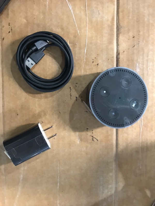 Photo 4 of Amazon Echo Dot (2nd Generation) - Black