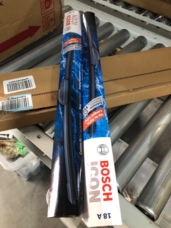 Photo 2 of Bosch ICON Wiper Blades 24A18A (Set of 2) Fit Acura: 14-04 TL, GMC: 19-18 Terrian, Hyundai: 10-07 Elentra, 07-12 Santa Fe, Jeep: 19-18 