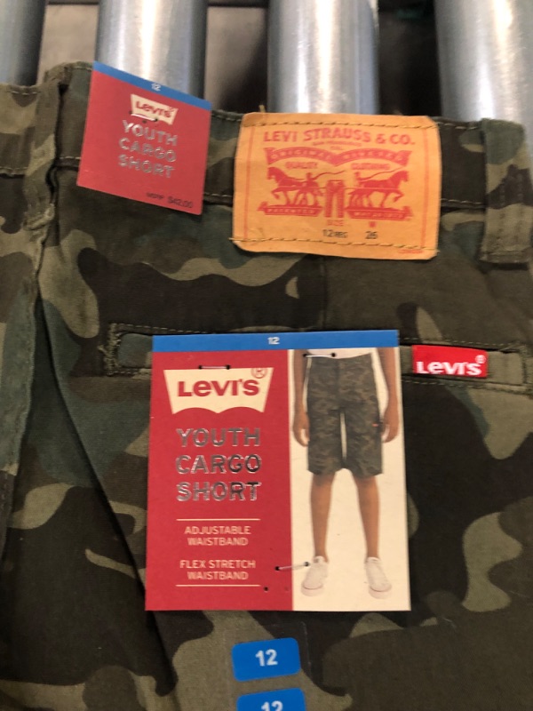 Photo 4 of Levi's Boys' Cargo Shorts 12