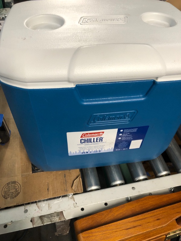 Photo 3 of **LIKE NEW**Coleman Cooler—Chiller 30 Quart Portable Cooler